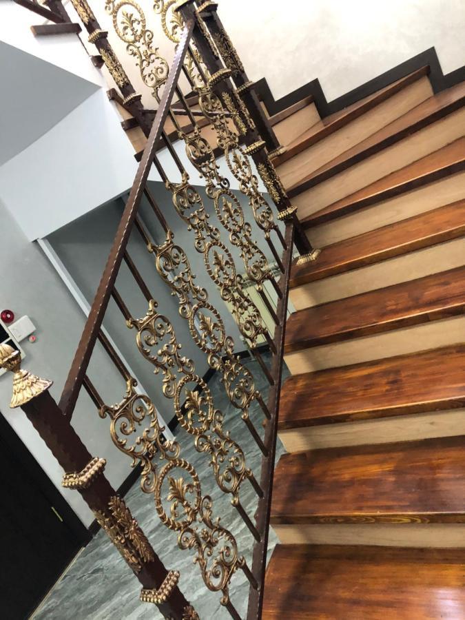 Hotel Lion Αλμάτι Εξωτερικό φωτογραφία