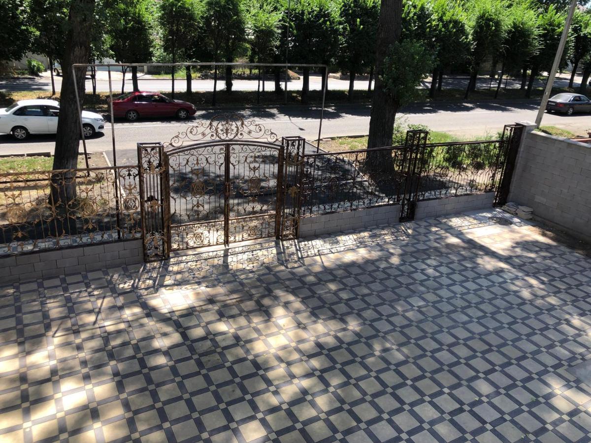 Hotel Lion Αλμάτι Εξωτερικό φωτογραφία