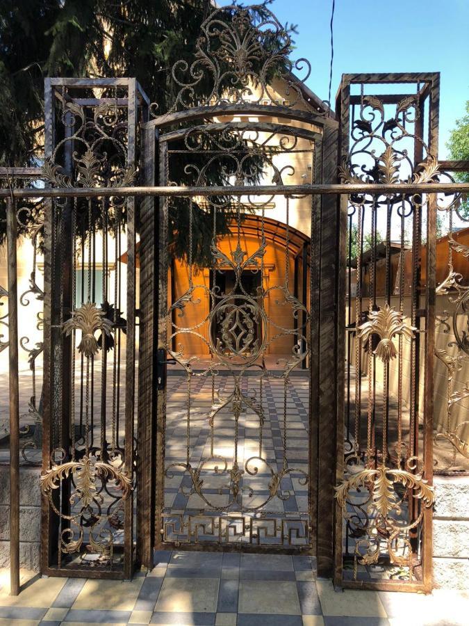 Hotel Lion Αλμάτι Εξωτερικό φωτογραφία