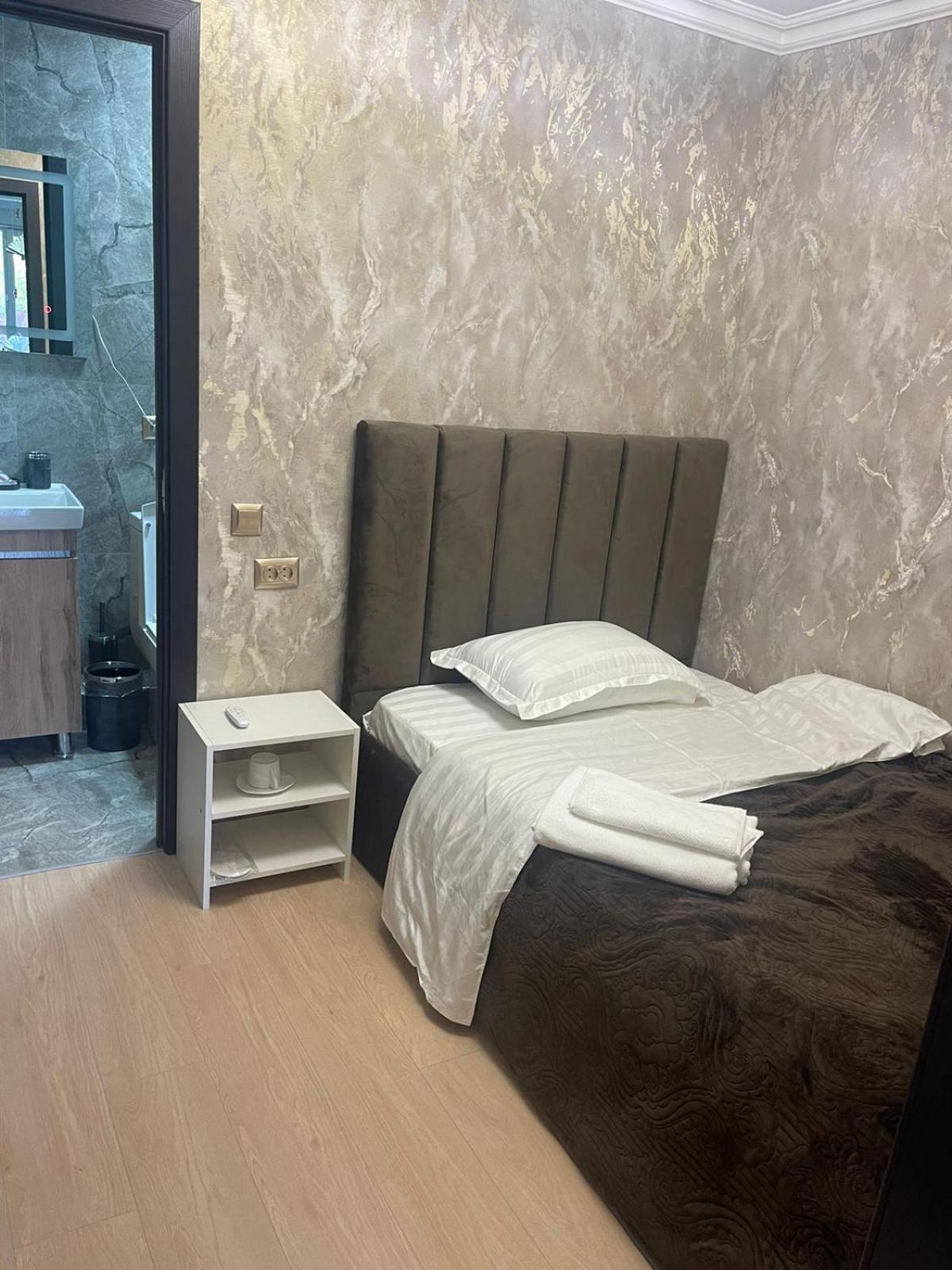 Hotel Lion Αλμάτι Εξωτερικό φωτογραφία