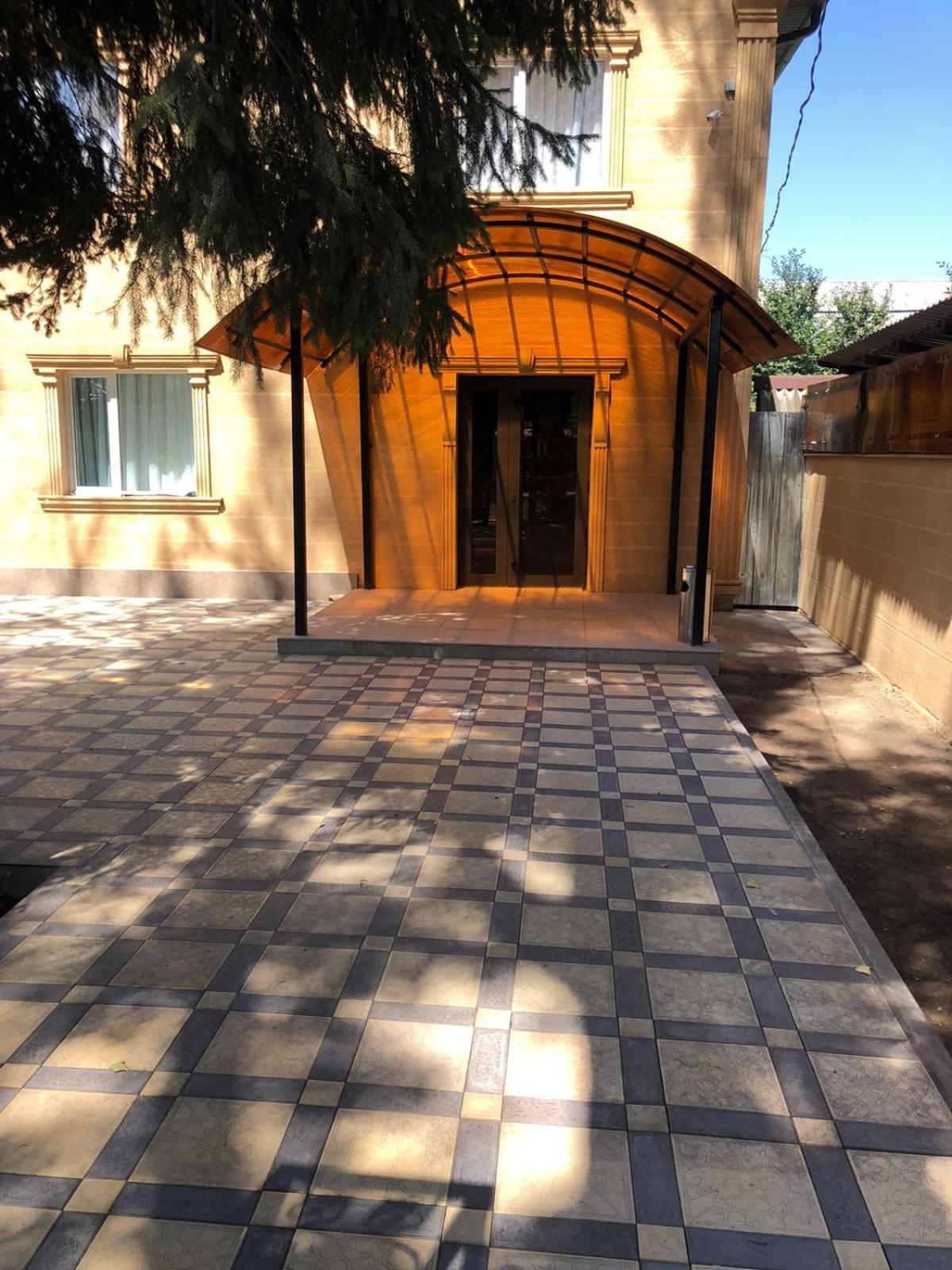 Hotel Lion Αλμάτι Εξωτερικό φωτογραφία